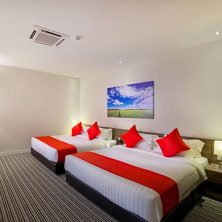 Riccarton Capsule Hotel Kuala Lumpur Ngoại thất bức ảnh