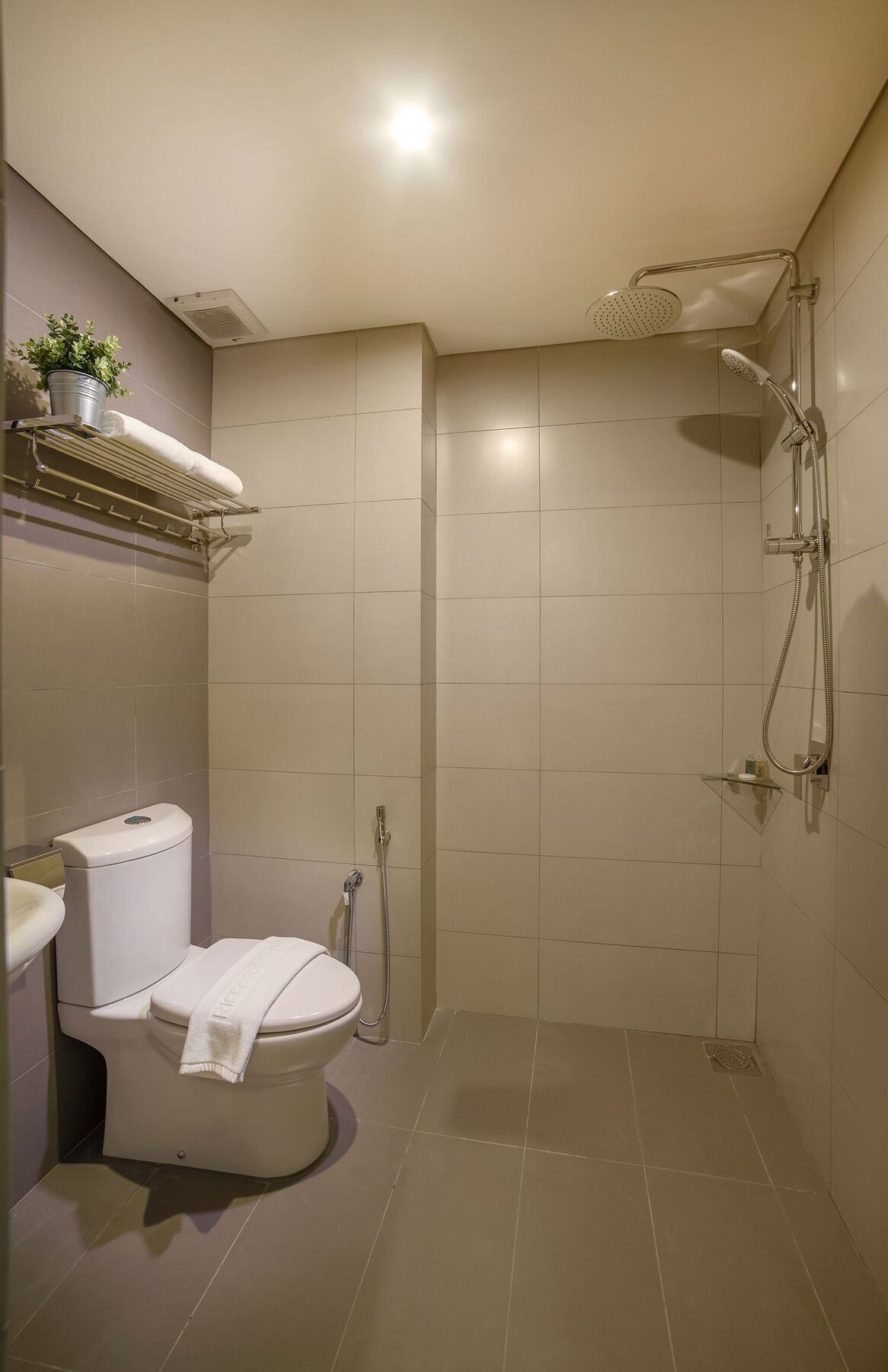 Riccarton Capsule Hotel Kuala Lumpur Ngoại thất bức ảnh