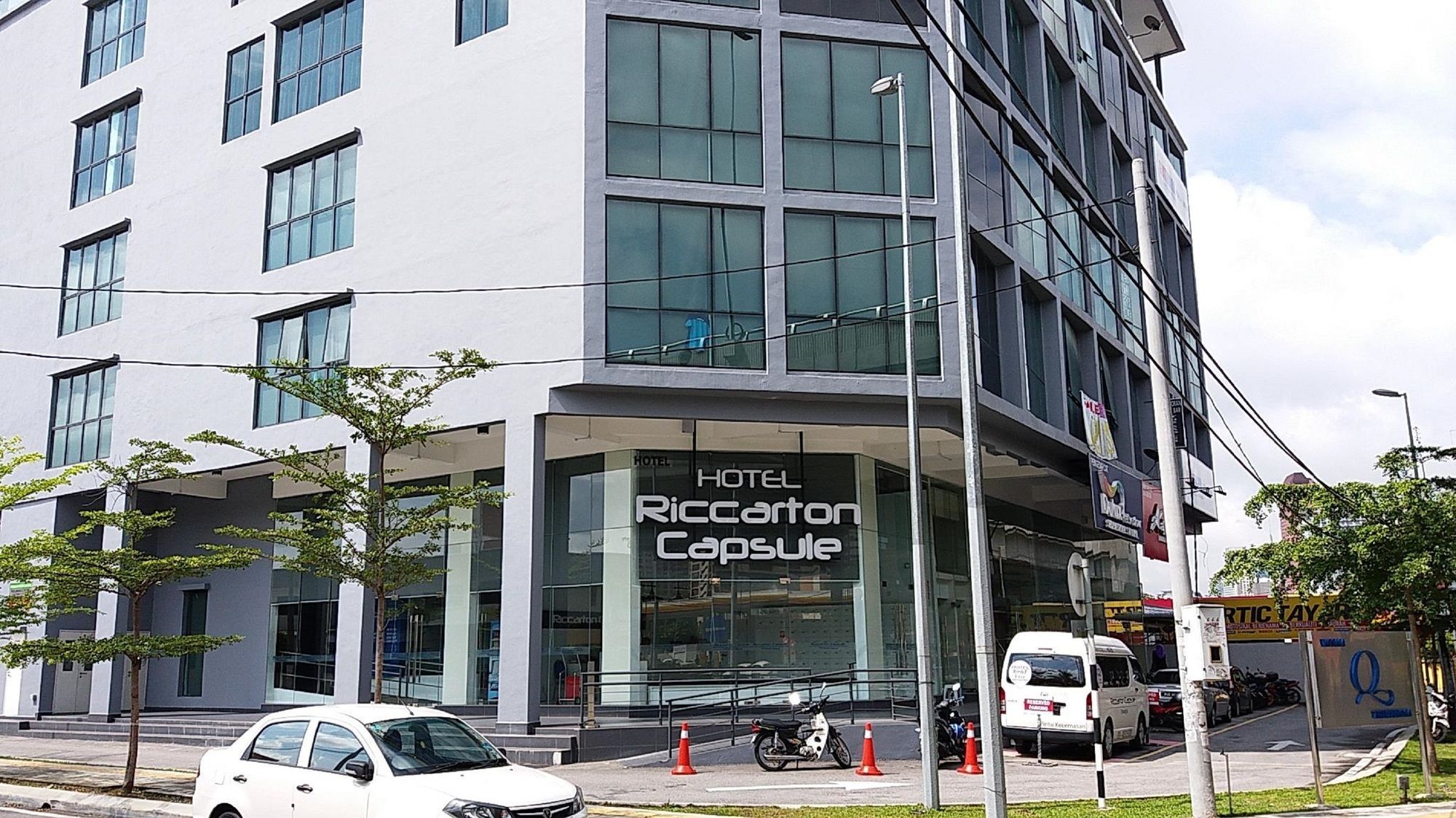 Riccarton Capsule Hotel Kuala Lumpur Ngoại thất bức ảnh